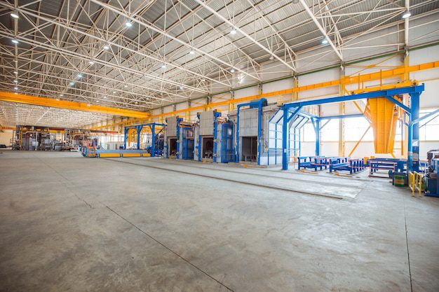 Importanța podelelor industriale și tipurile de materiale potrivite